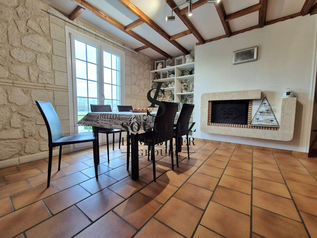 Maison à CAPELLE-FERMONT