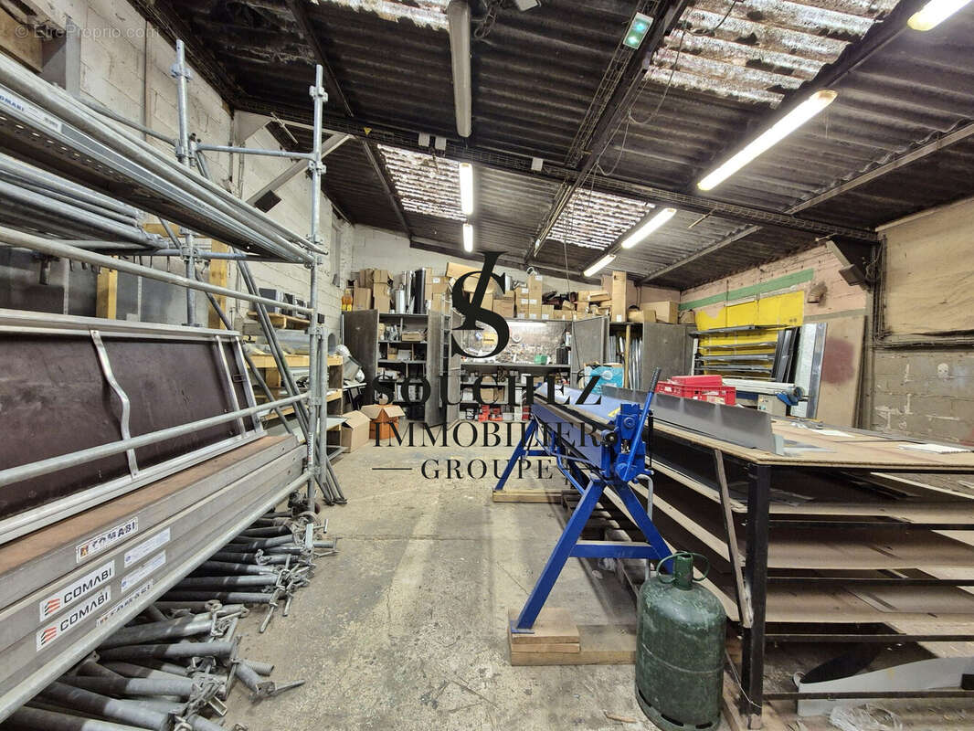 Commerce à HERSIN-COUPIGNY