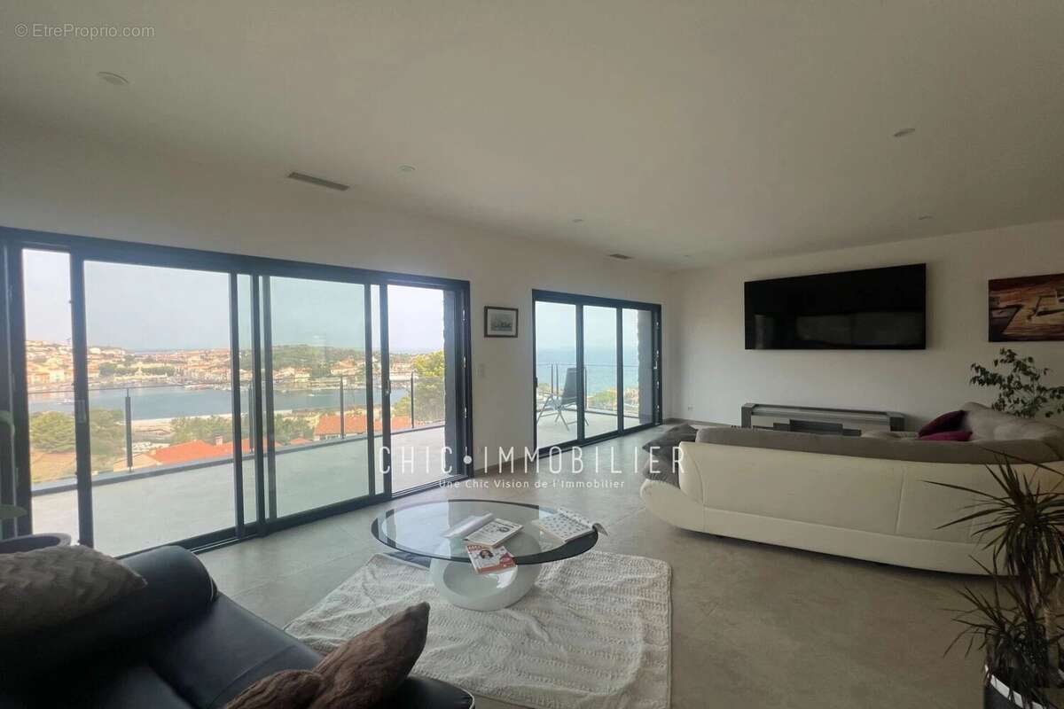 Maison à PORT-VENDRES