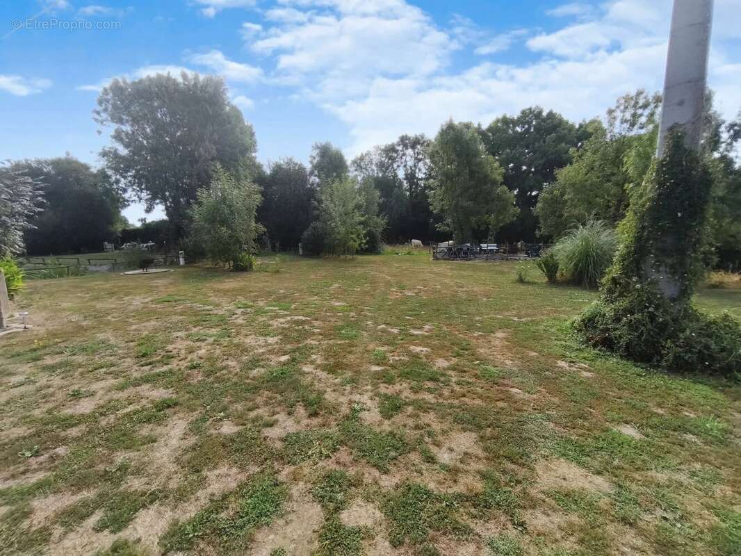 Maison à LA FORET-SUR-SEVRE