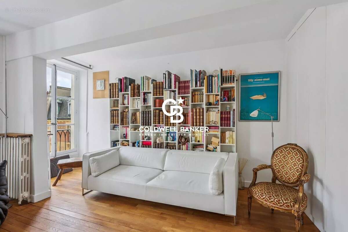 Appartement à PARIS-7E