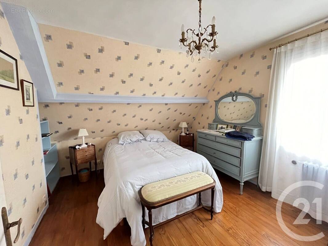 Maison à SAINT-MARCEL