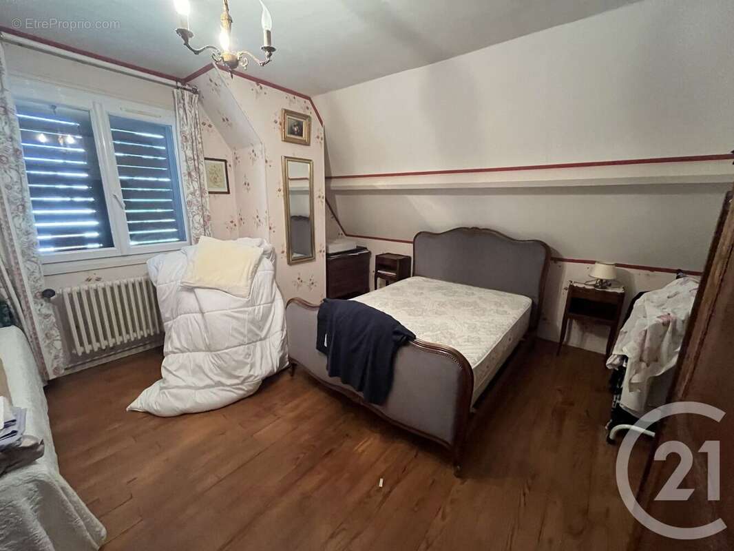 Maison à SAINT-MARCEL