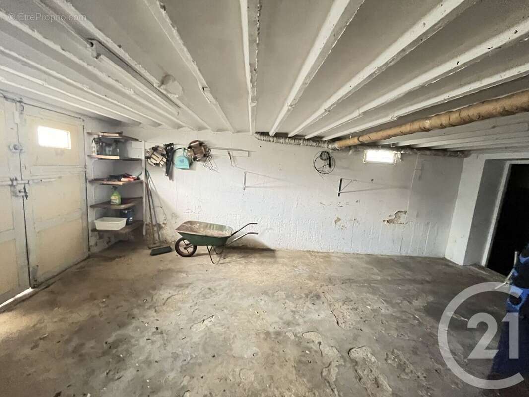 Maison à SAINT-MARCEL