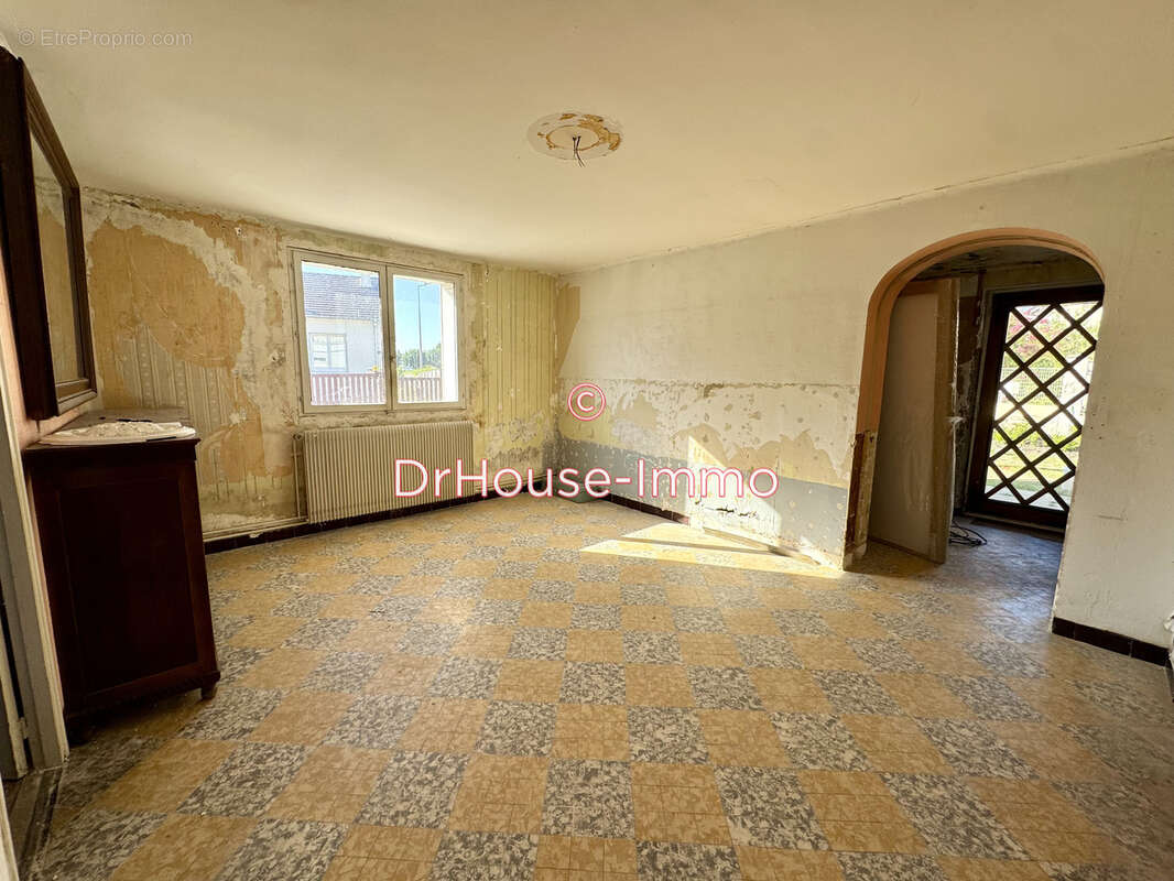 Maison à VILLEMANDEUR