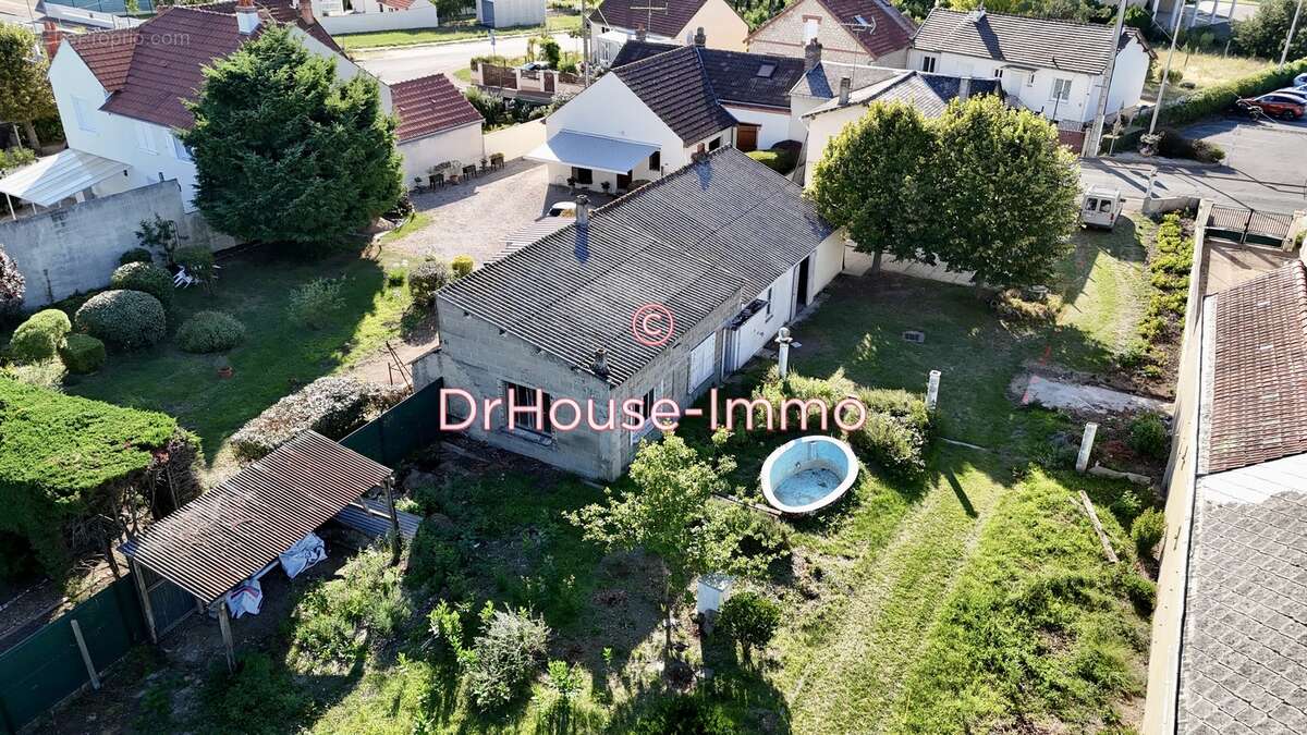 Maison à VILLEMANDEUR