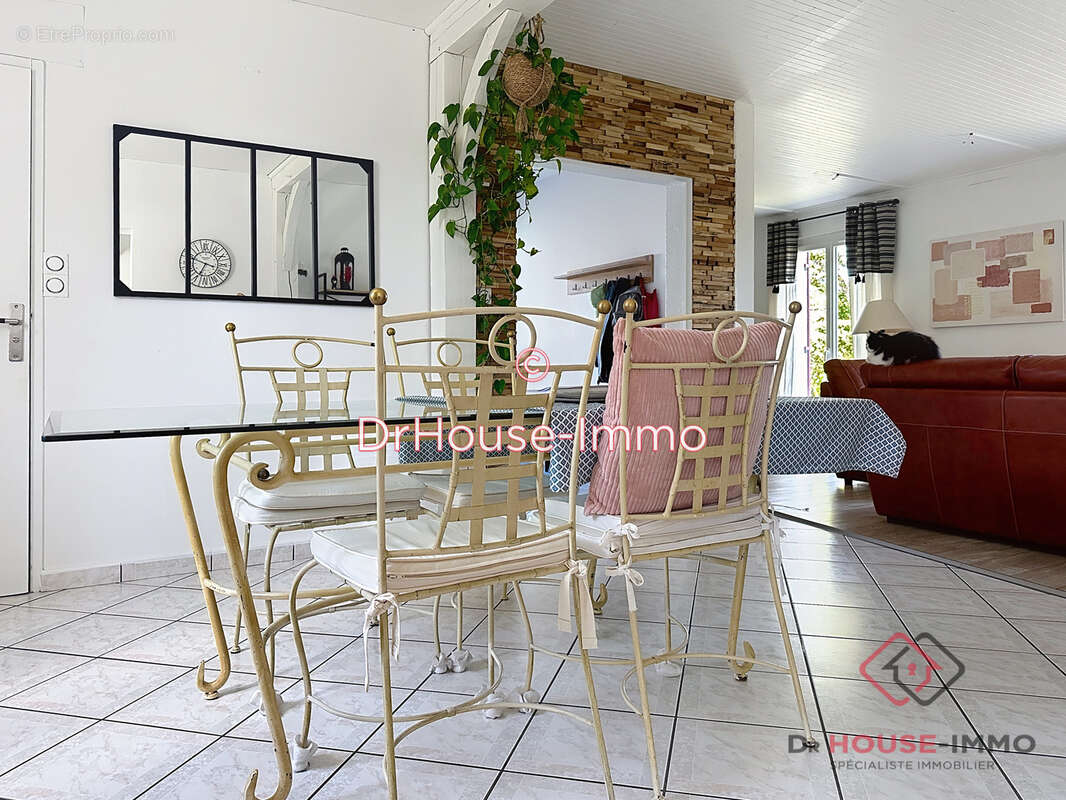 Maison à RAZAC-SUR-L&#039;ISLE