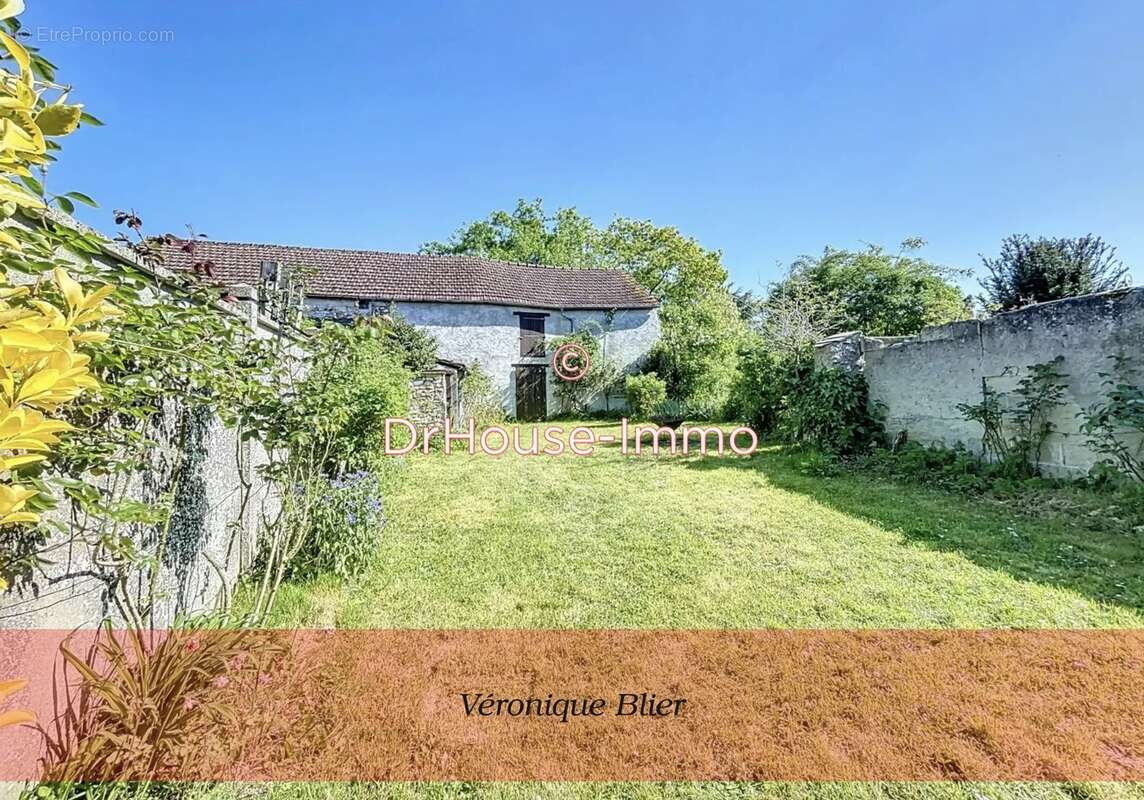 Maison à HARGEVILLE