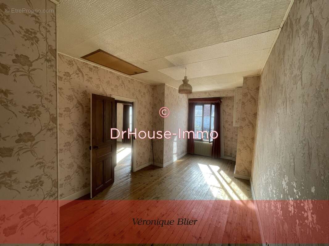 Maison à HARGEVILLE