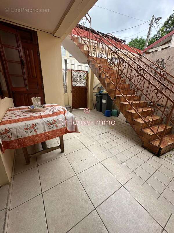 Maison à FORT-DE-FRANCE