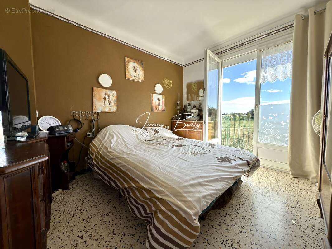 Maison à SAINT-ESTEVE