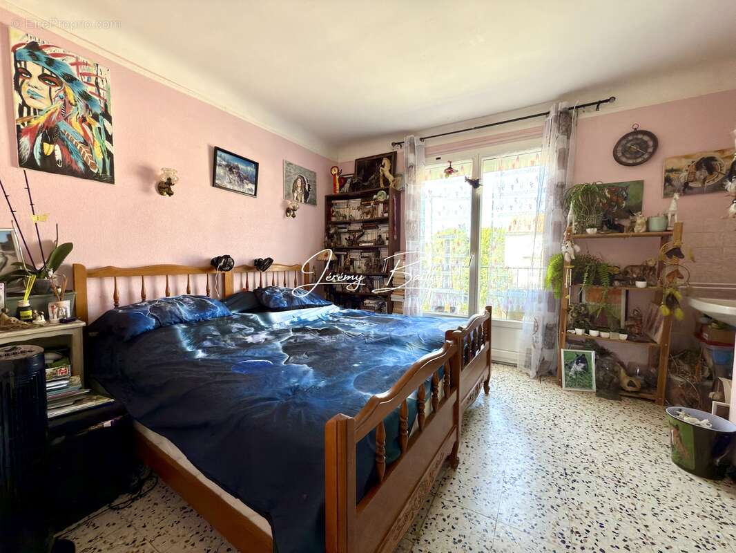 Maison à SAINT-ESTEVE