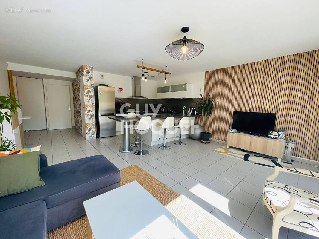 Appartement à JUVIGNAC