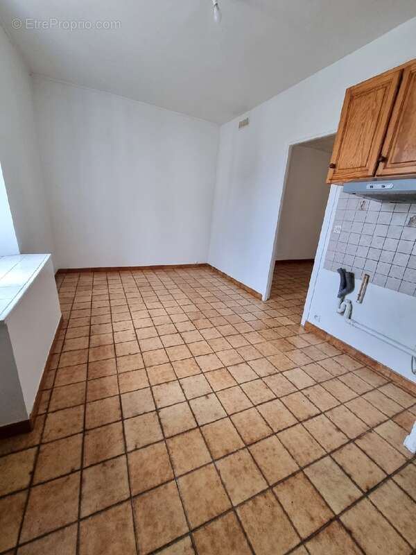 Appartement à OZOIR-LA-FERRIERE