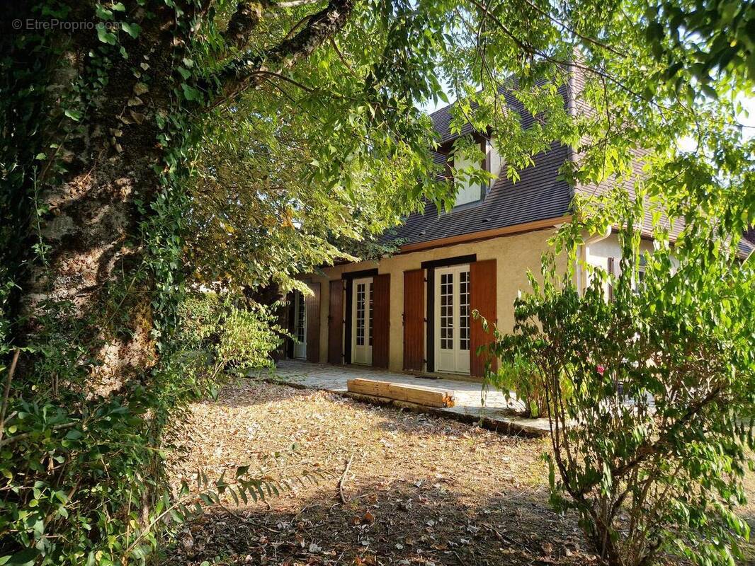 20250808094351 - Maison à LE BUGUE