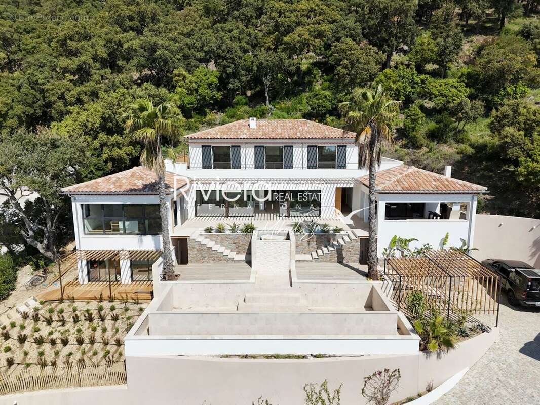 Maison à CAVALAIRE-SUR-MER