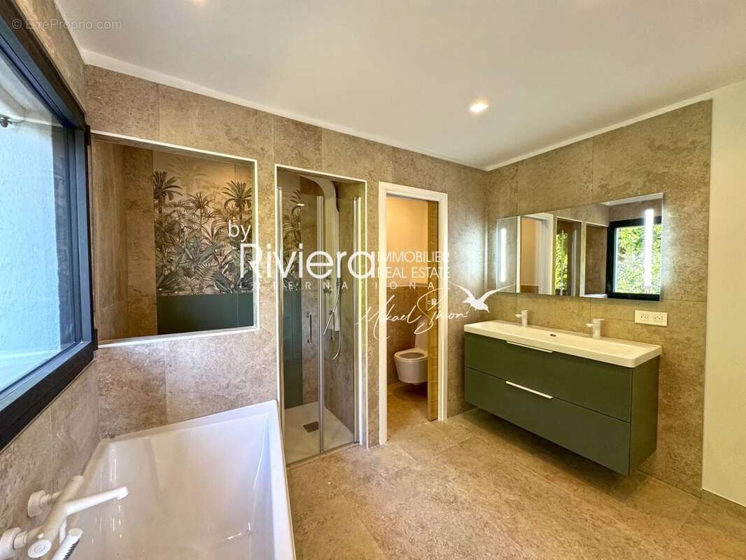 Maison à CAVALAIRE-SUR-MER