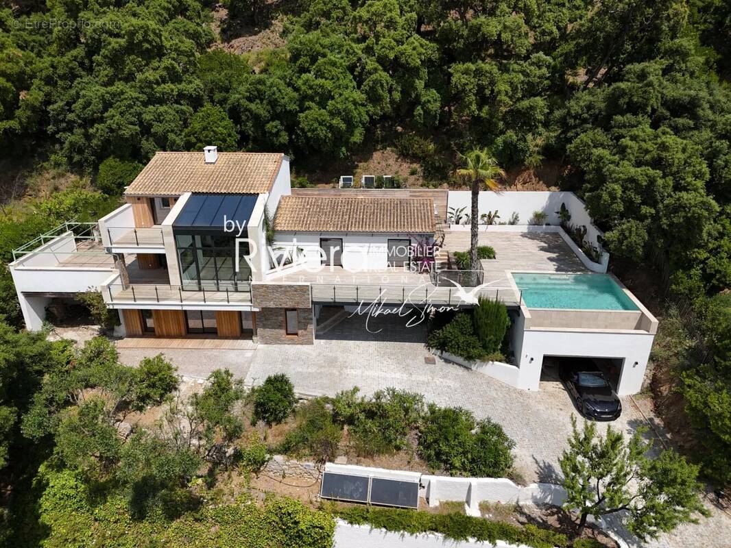 Maison à CAVALAIRE-SUR-MER