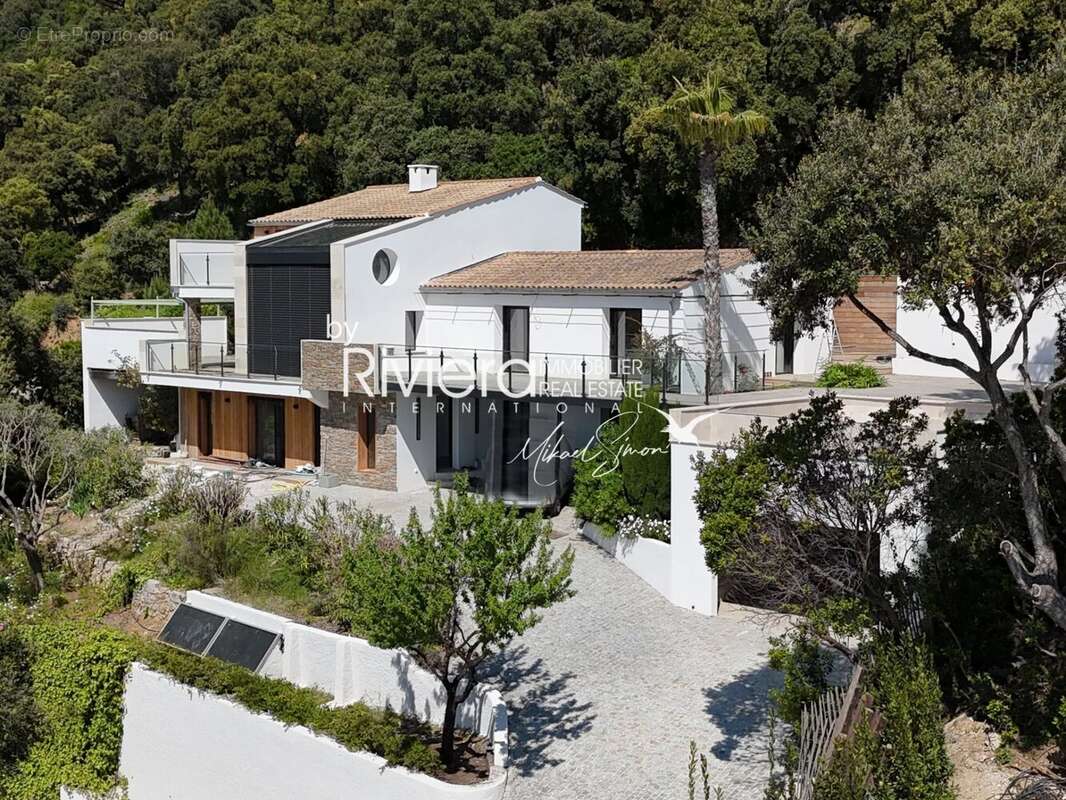 Maison à CAVALAIRE-SUR-MER