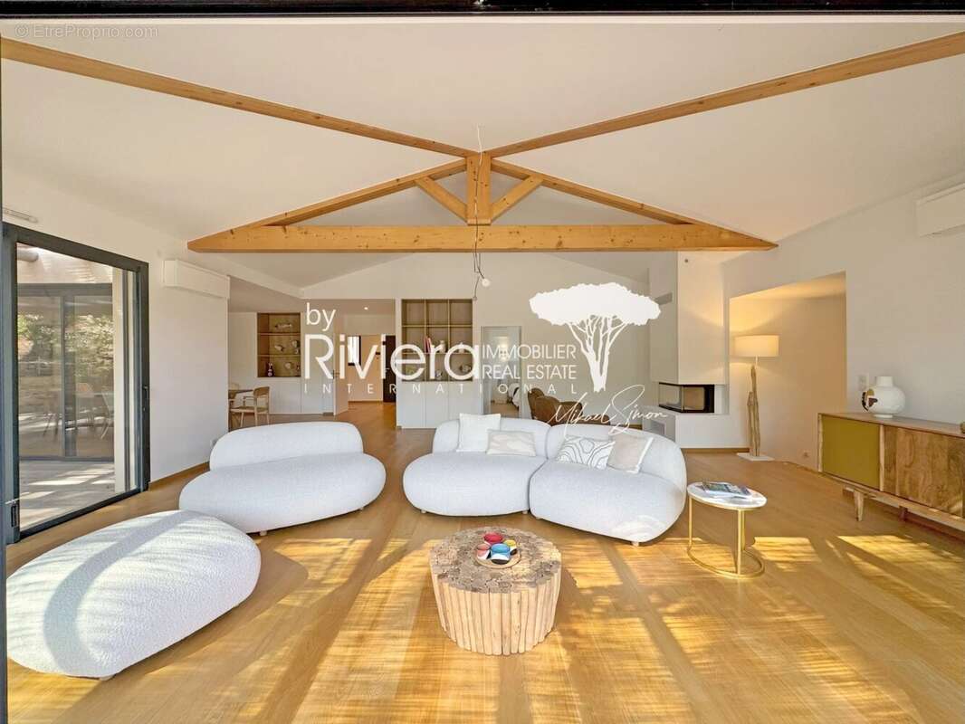 Maison à LA CROIX-VALMER