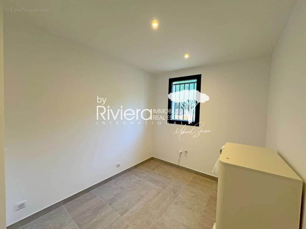 Maison à LA CROIX-VALMER