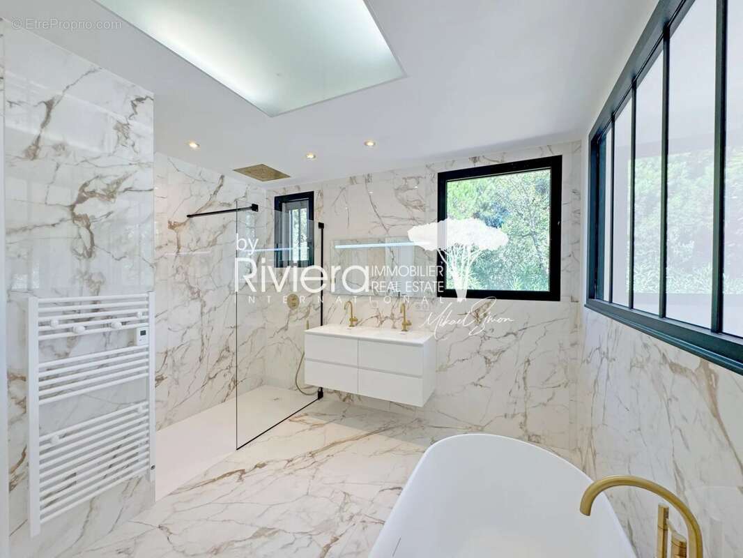 Maison à LA CROIX-VALMER