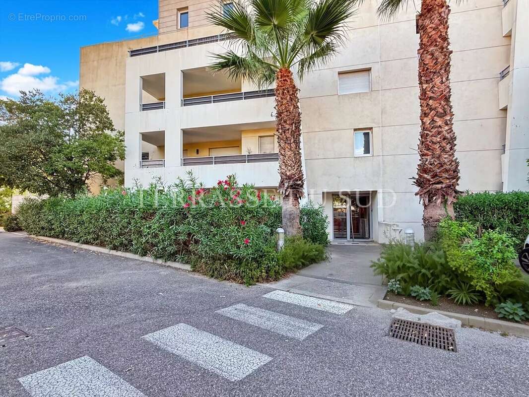 Appartement à MARSEILLE-8E