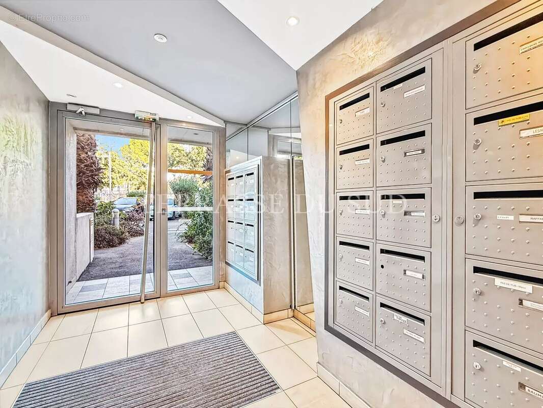 Appartement à MARSEILLE-8E