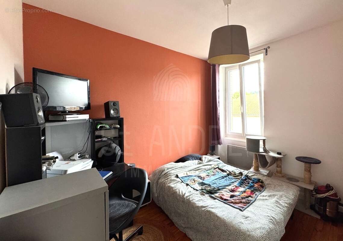 Maison à SAINT-HILAIRE-DE-LA-COTE