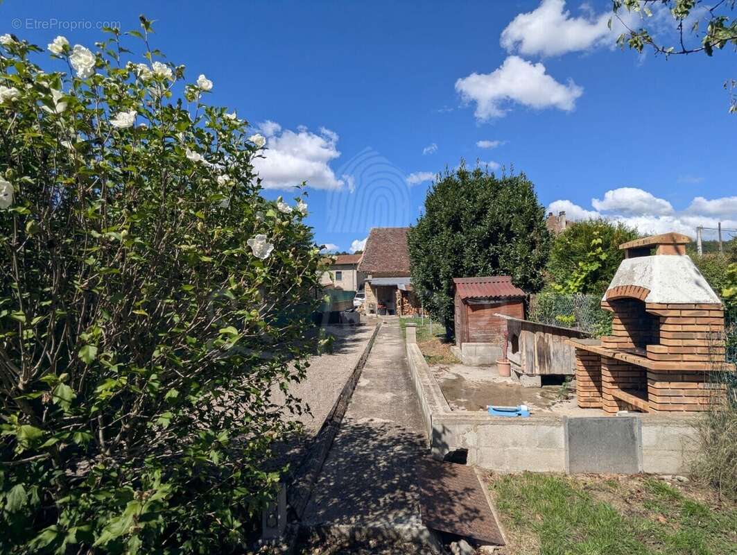 Maison à SAINT-HILAIRE-DE-LA-COTE