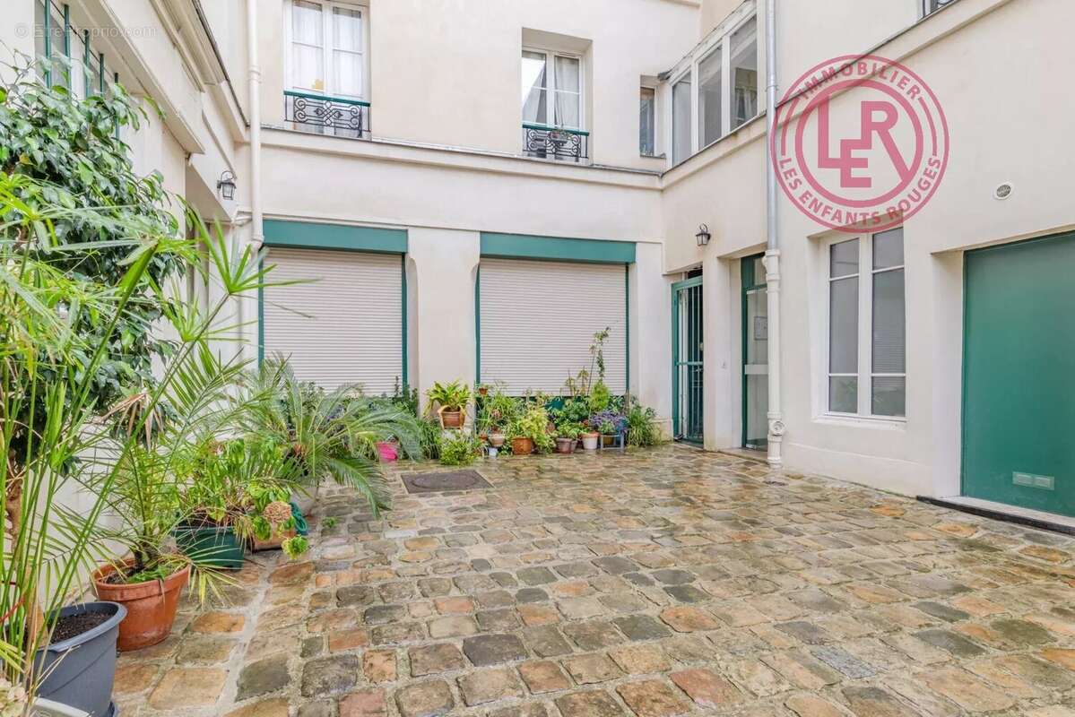 Appartement à PARIS-3E