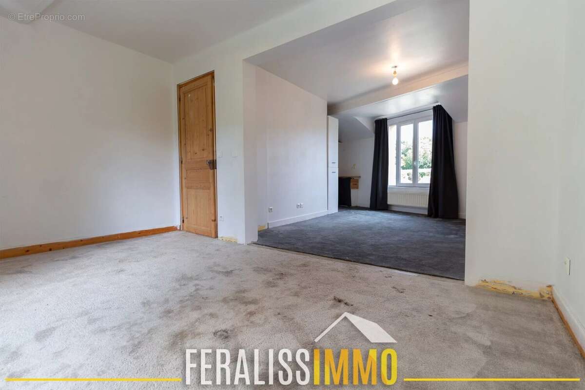 Maison à SERAINCOURT