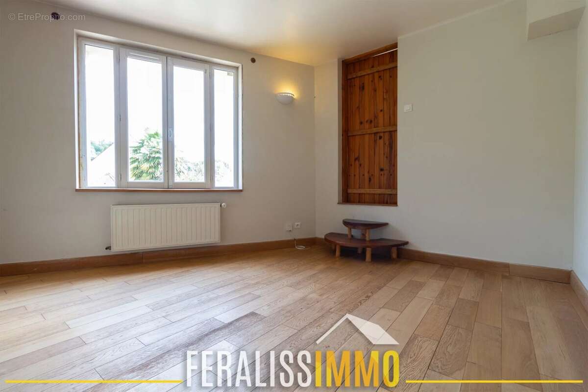 Maison à SERAINCOURT