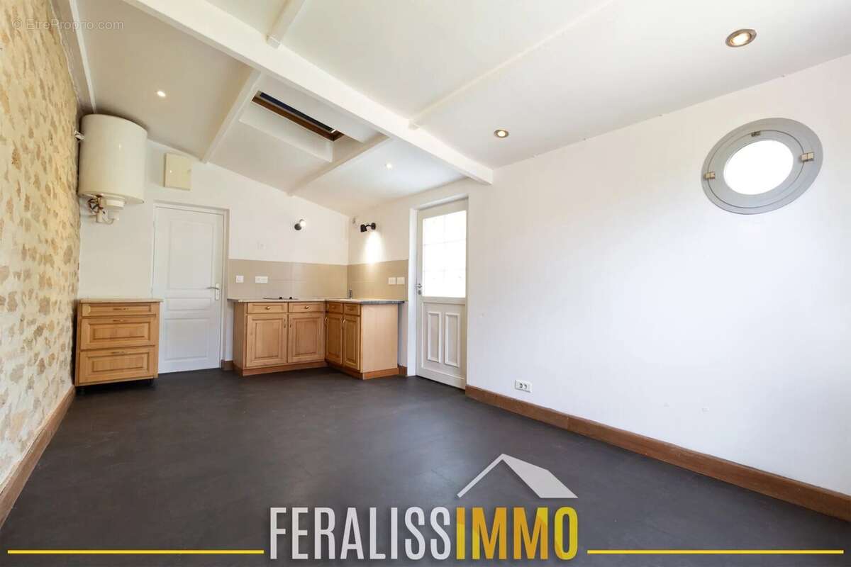 Maison à SERAINCOURT