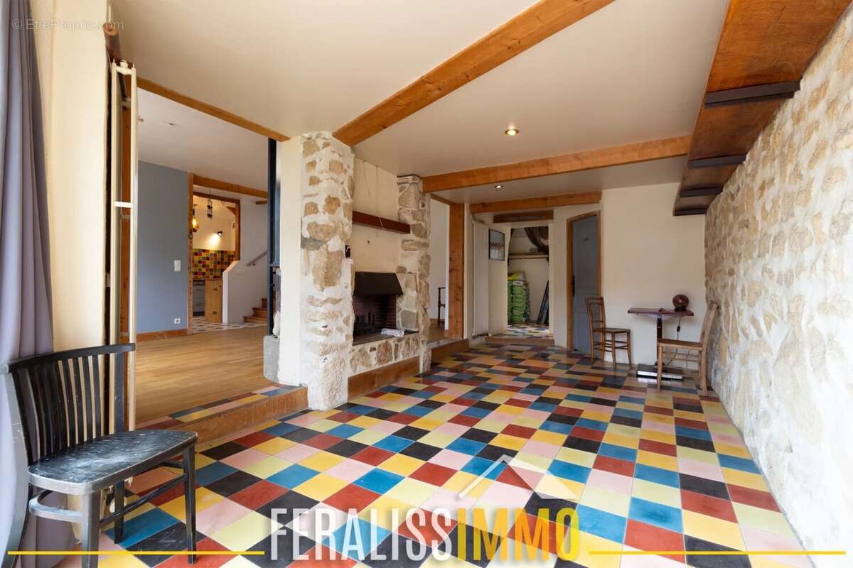 Maison à SERAINCOURT