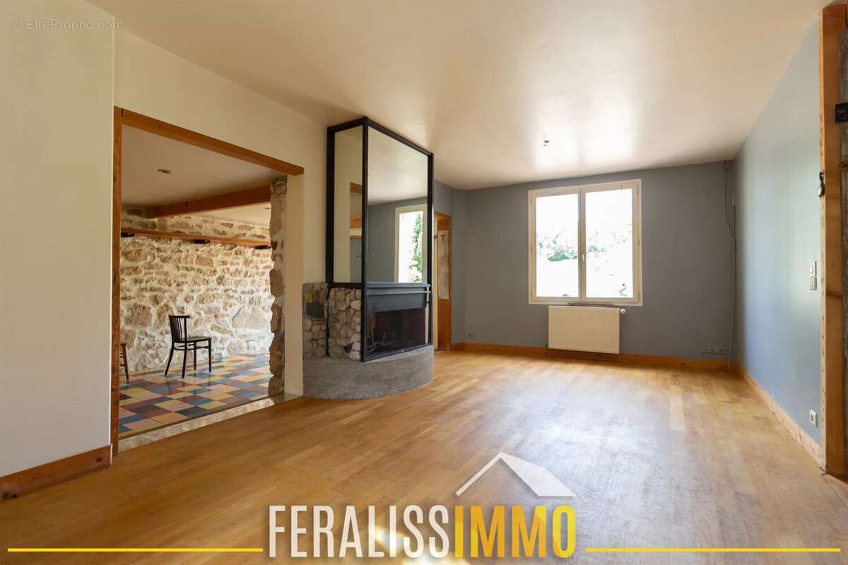 Maison à SERAINCOURT