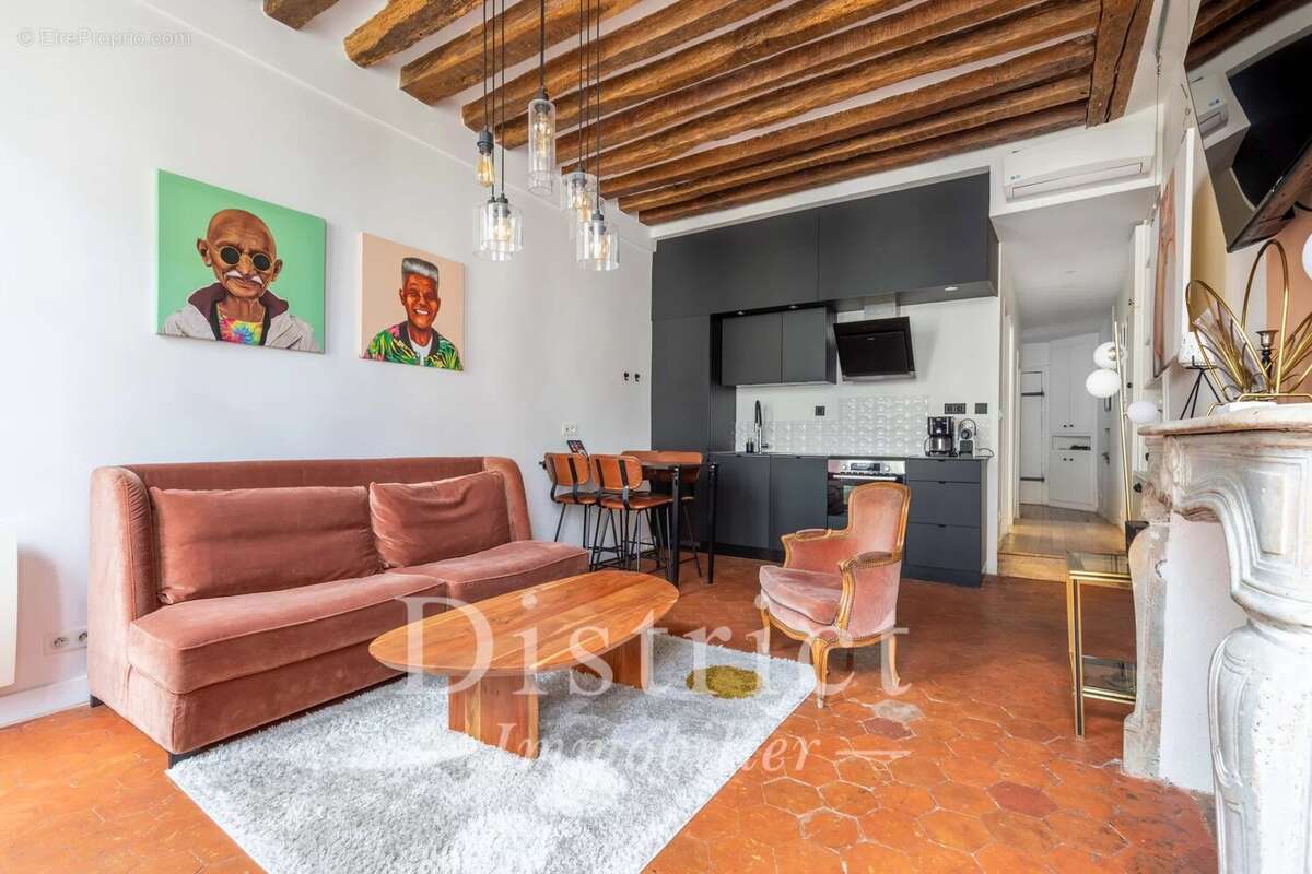 Appartement à PARIS-4E