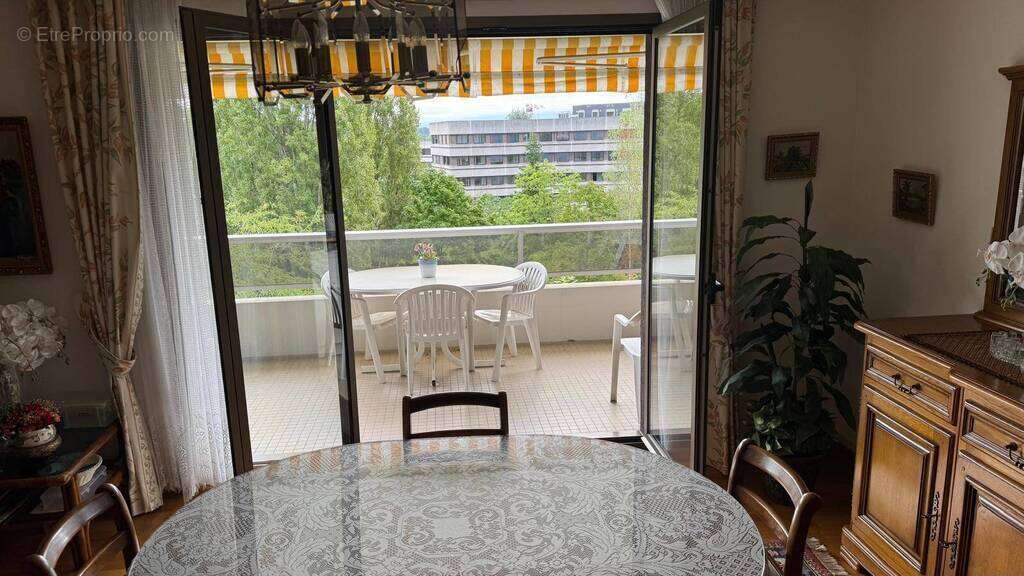 Appartement à FERNEY-VOLTAIRE