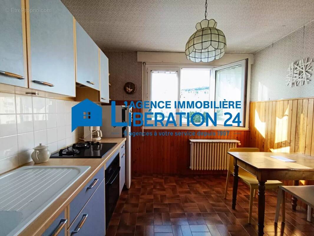 Appartement à SAINT-ETIENNE