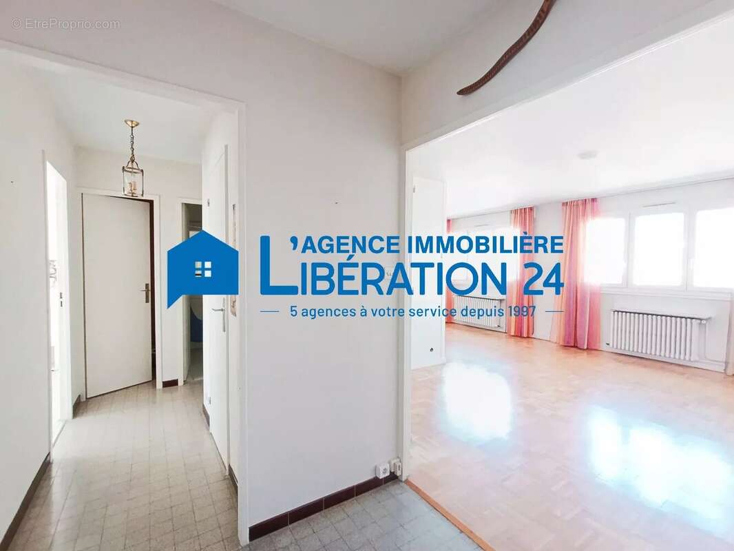 Appartement à SAINT-ETIENNE