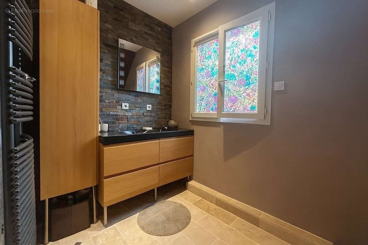 Maison à FONTENAY-TRESIGNY