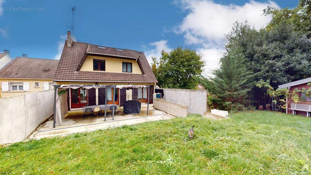 Maison à MONTFERMEIL