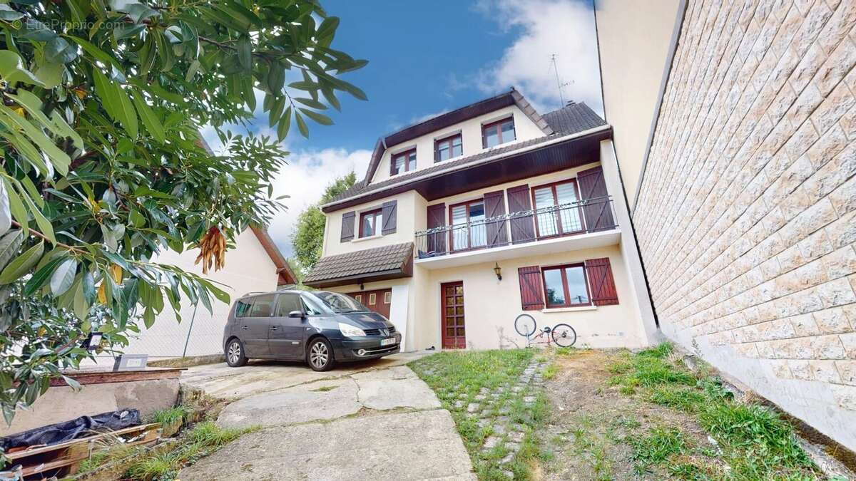 Maison à MONTFERMEIL