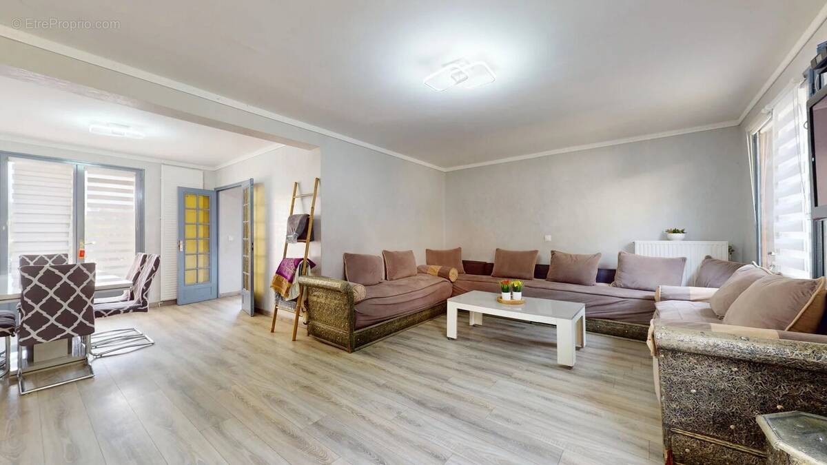 Maison à MONTFERMEIL