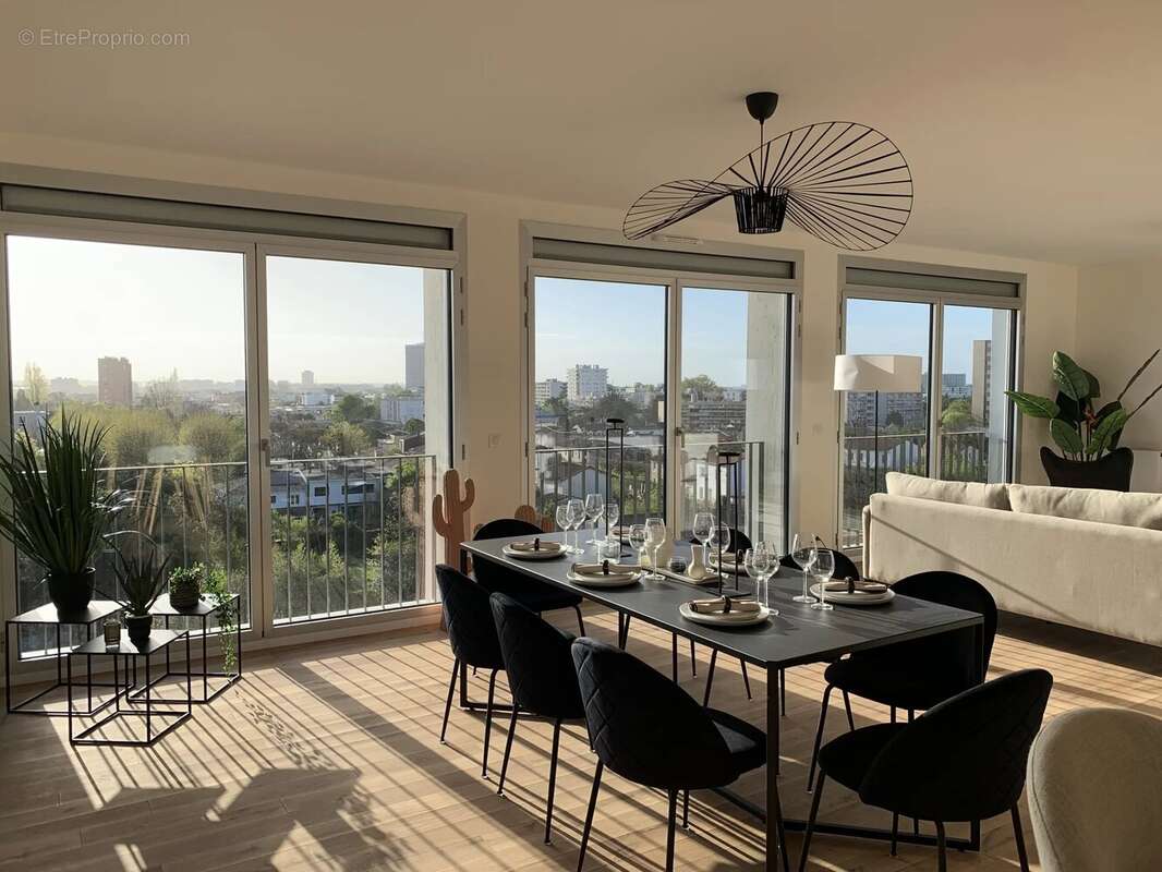 Appartement à BORDEAUX