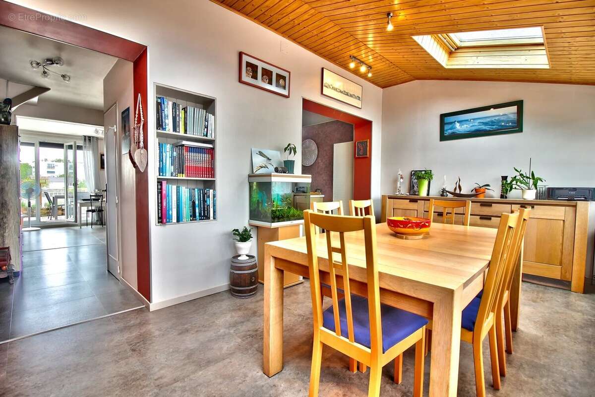 Maison à CHEVIGNY-SAINT-SAUVEUR