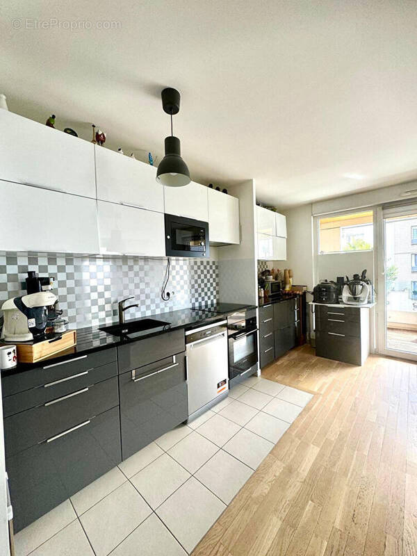 Appartement à NANTERRE