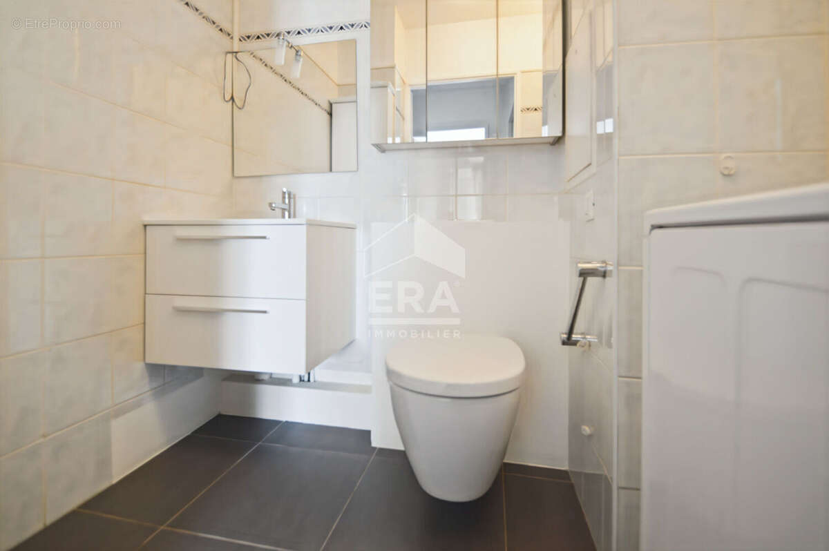 Appartement à ISSY-LES-MOULINEAUX