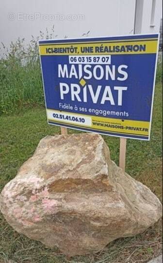 Terrain à LA ROCHE-SUR-YON