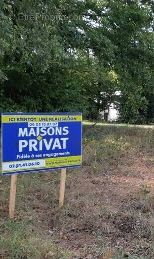 Terrain à LA ROCHE-SUR-YON